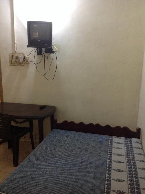 St. Antonys Lodge Kochi ภายนอก รูปภาพ