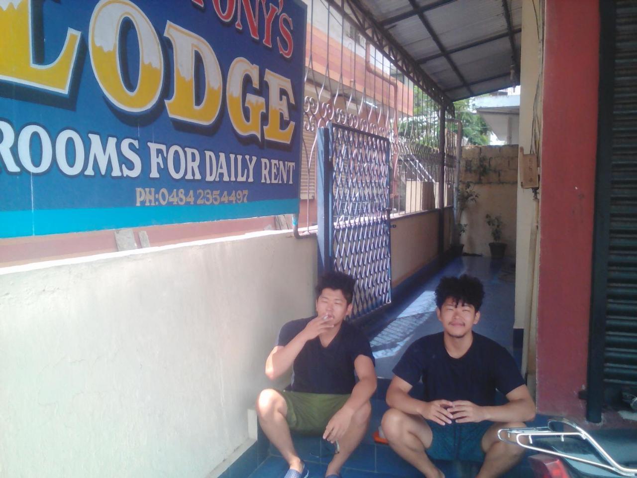 St. Antonys Lodge Kochi ภายนอก รูปภาพ